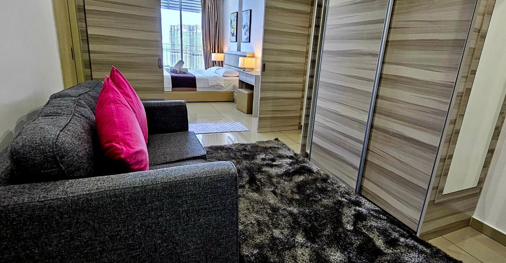 Hostahome Suites At Encorp Marina, Mins To Legoland Malaysia นุสาจายา ภายนอก รูปภาพ