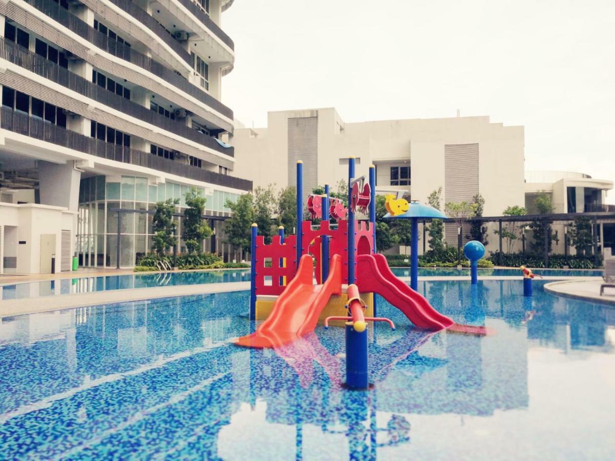 Hostahome Suites At Encorp Marina, Mins To Legoland Malaysia นุสาจายา ภายนอก รูปภาพ